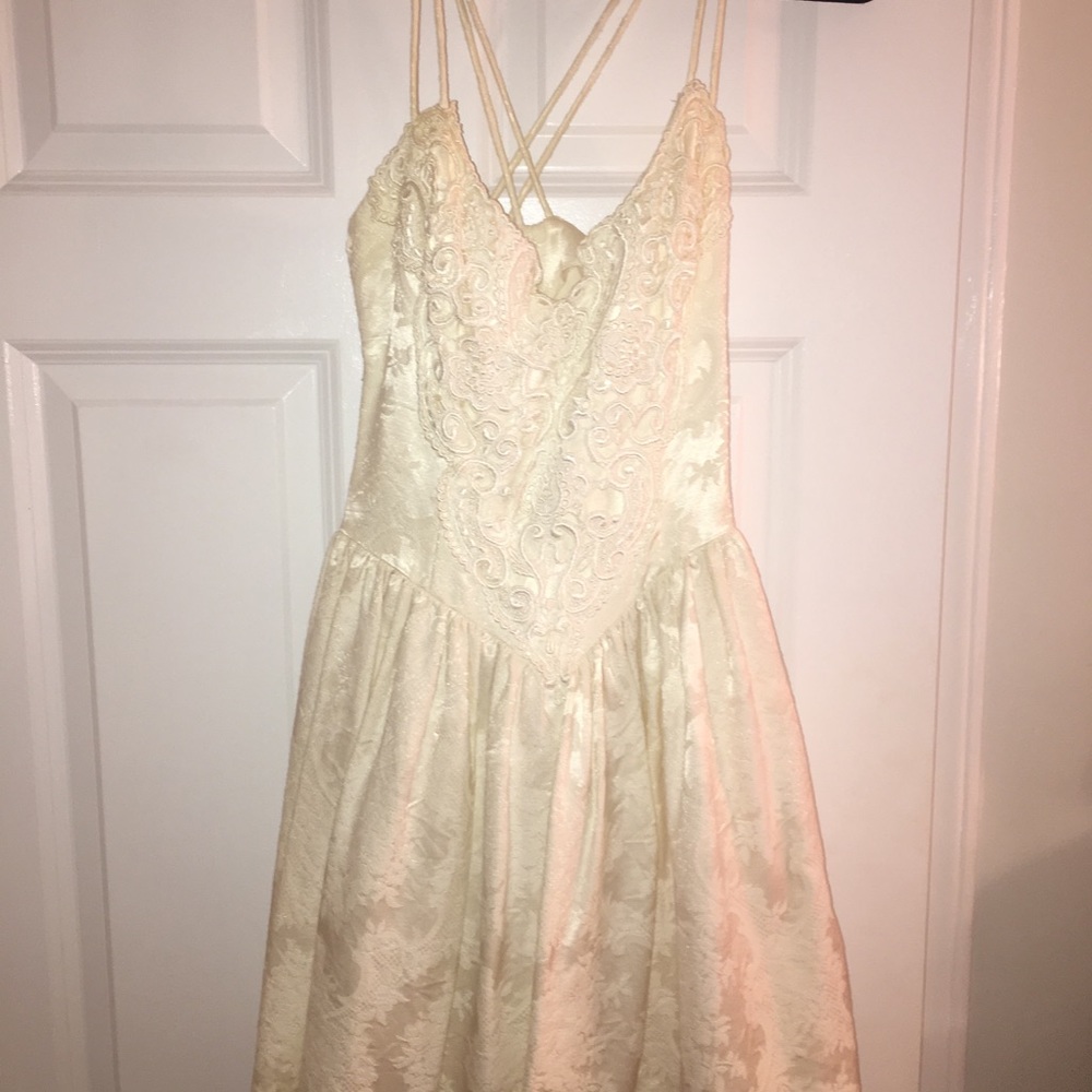 Short ivory prom/wedding dress